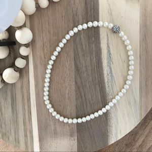 Classic Pearl Necklace